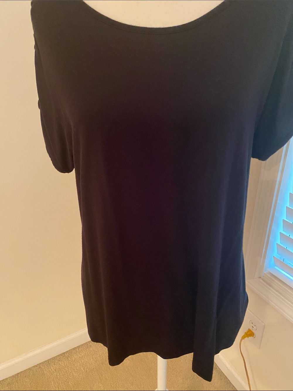 Tahari Black Short Sleeve Tee with Braided Sleeve Detail